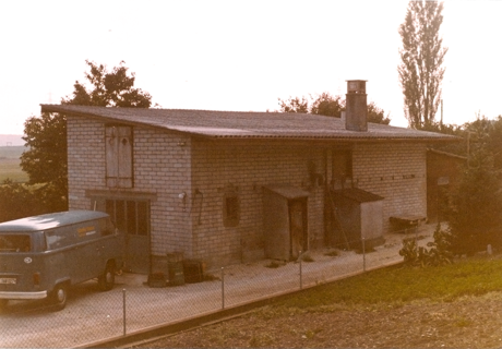 Gebäude vorne Geschichtsbild